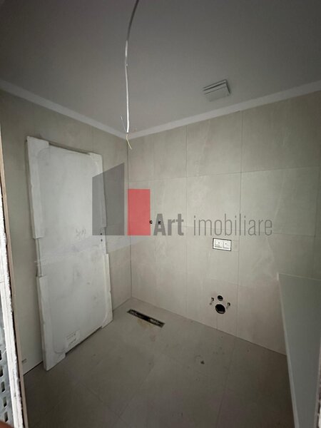 Pipera, penthouse cu terasa imensa de 143 mp, utila 114 mp si priveliste panoramica