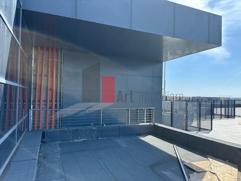 Pipera, penthouse cu terasa imensa de 143 mp, utila 114 mp si priveliste panoramica