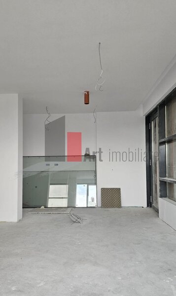 Pipera, penthouse cu terasa imensa de 143 mp, utila 114 mp si priveliste panoramica