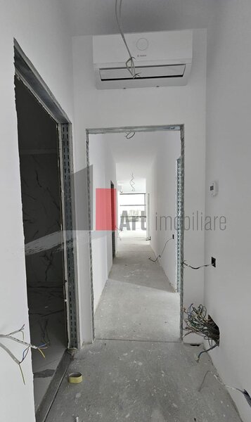 Pipera, penthouse cu terasa imensa de 143 mp, utila 114 mp si priveliste panoramica